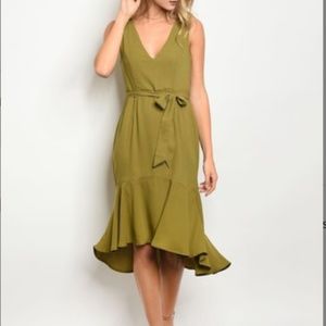 Olive Crisscross-back Sleeveless Dress